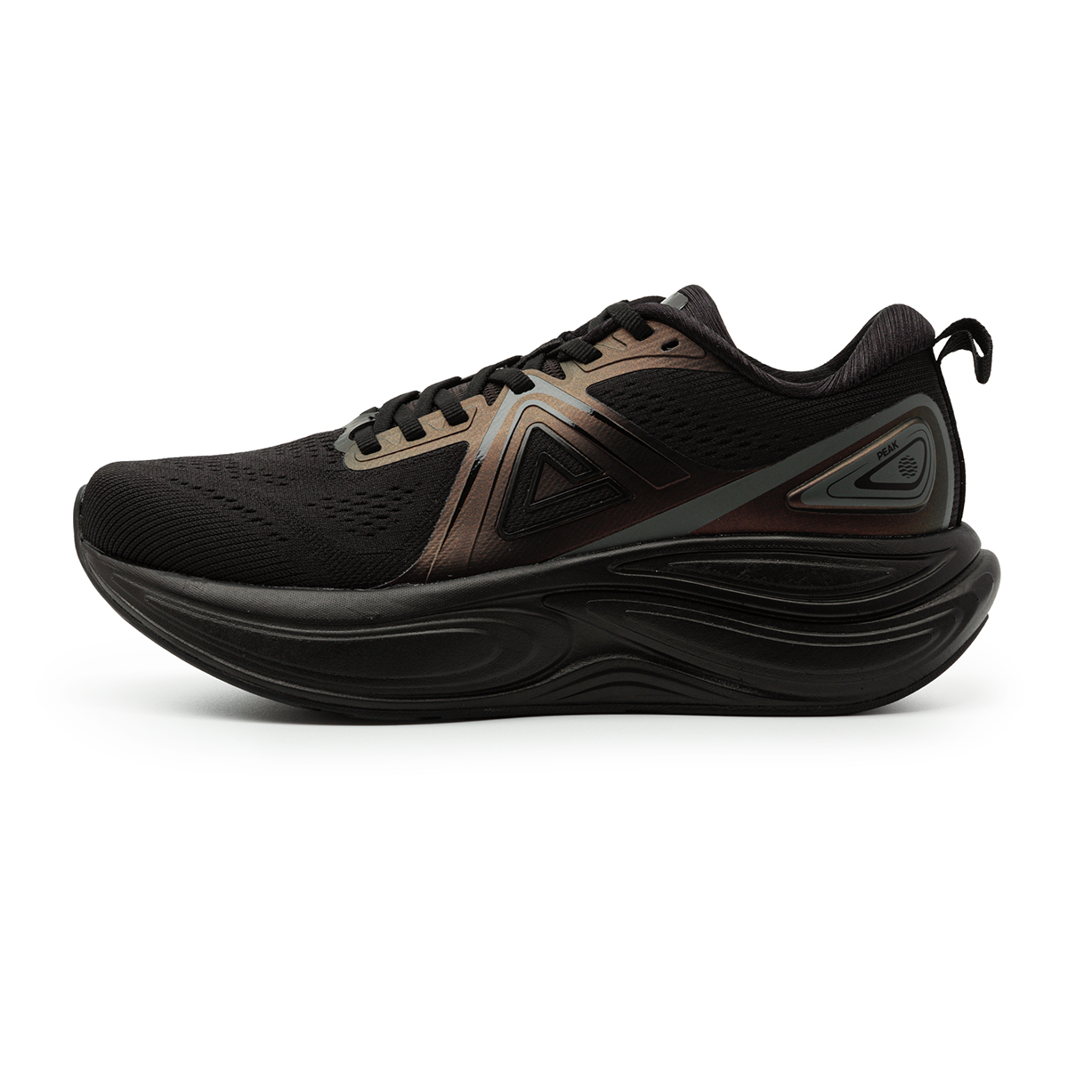 SPORTS SHOES