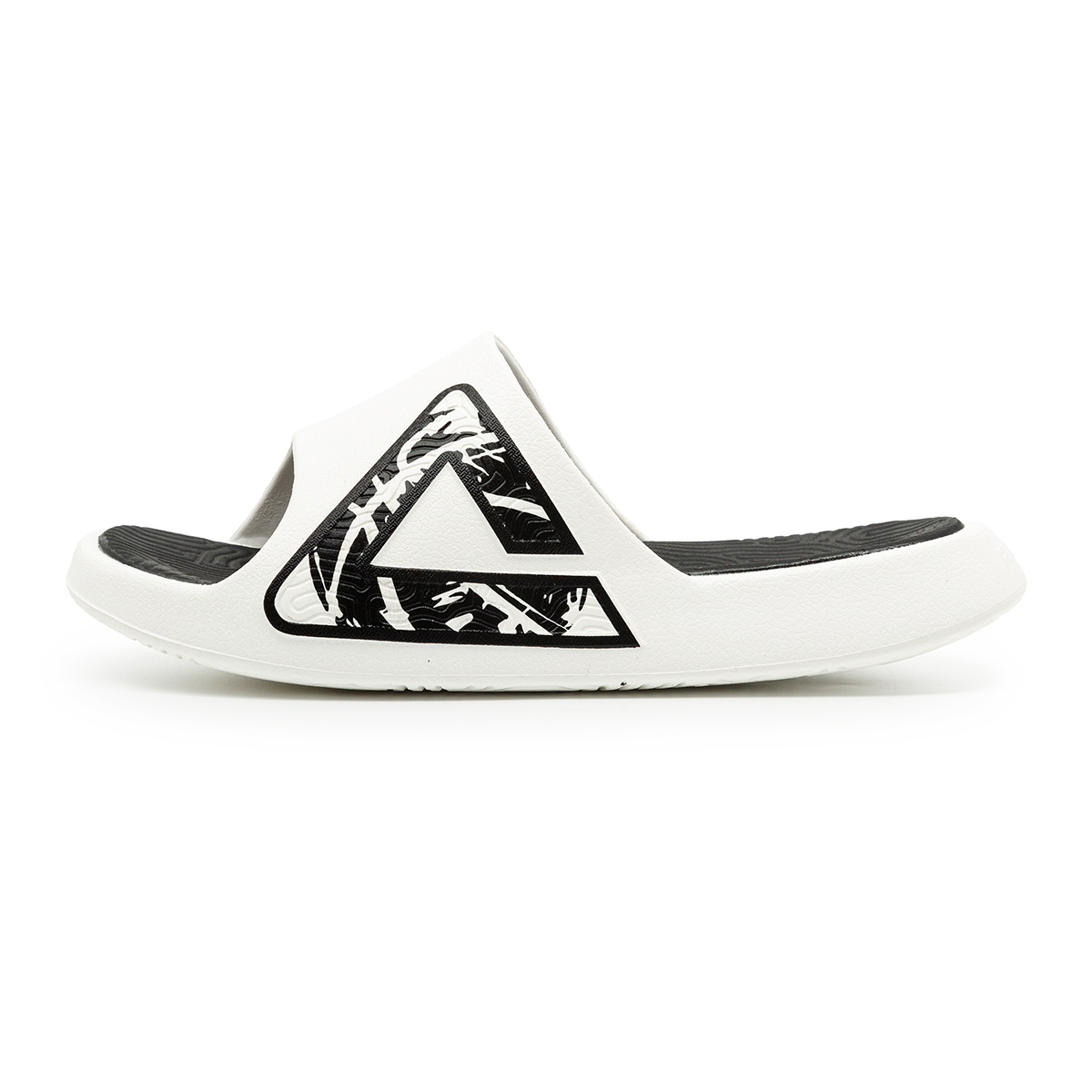 Sports slippers