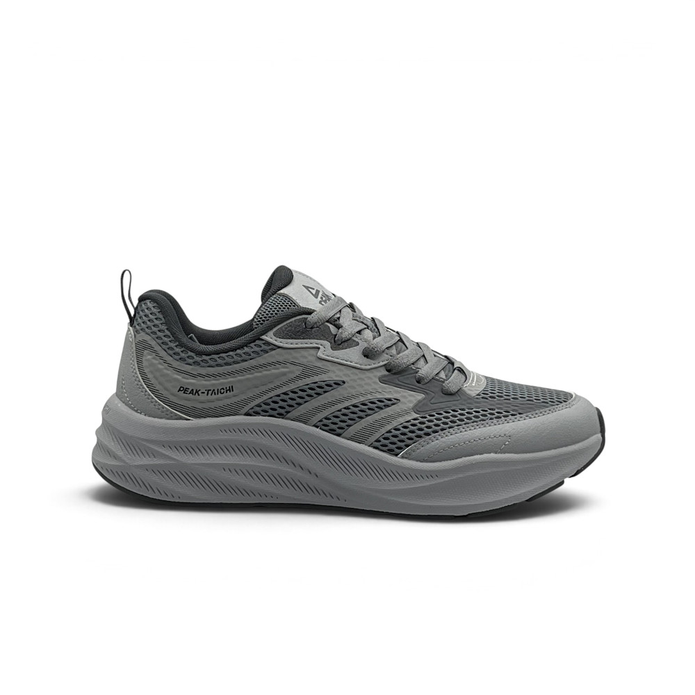 CROSS TRAINING SHOES