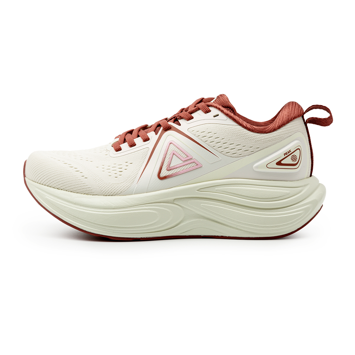SPORTS SHOES