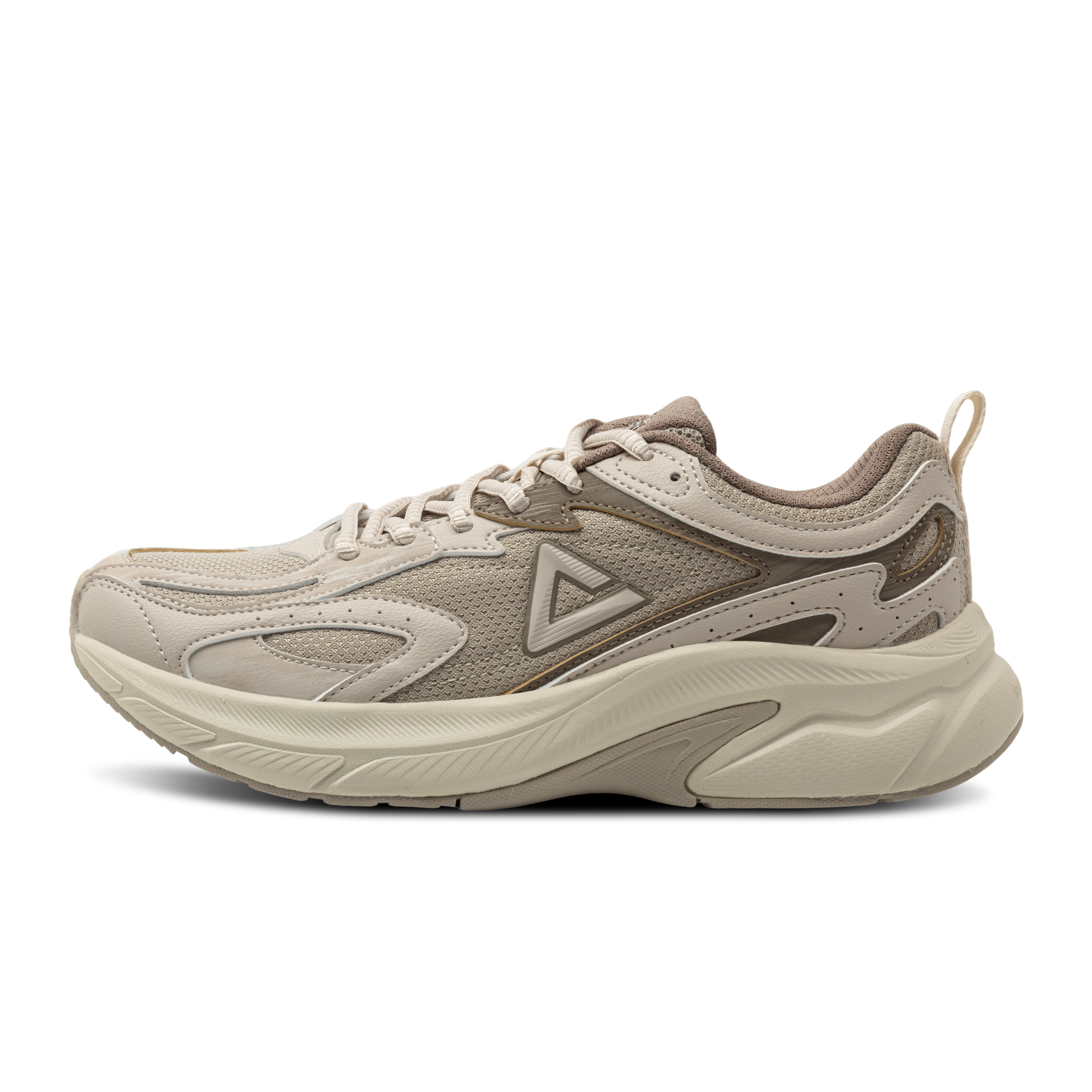 SPORTS SHOES