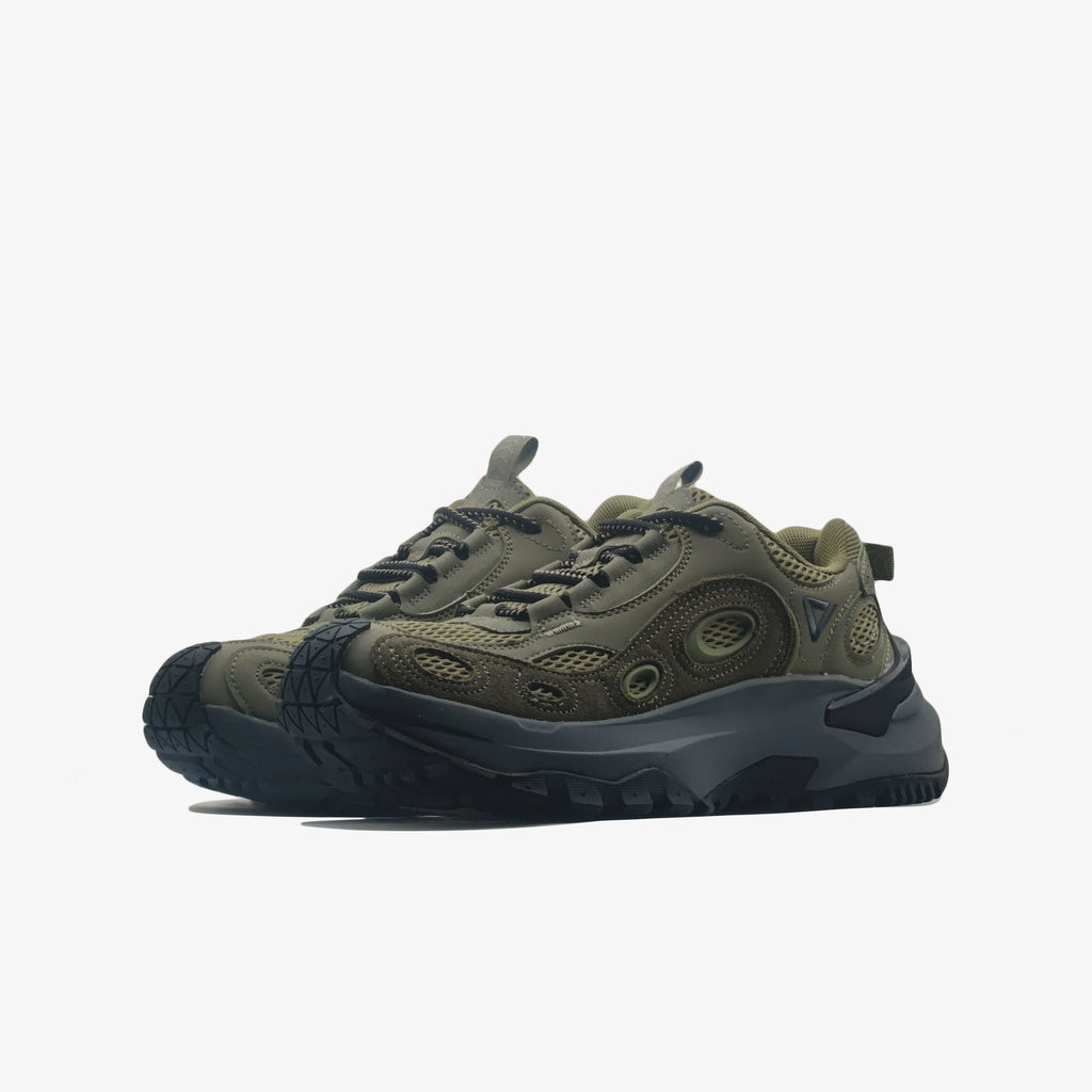 Sports Shoes	CHROME GREEN