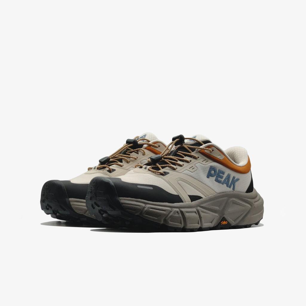 Sports Shoes	Khaki/Black