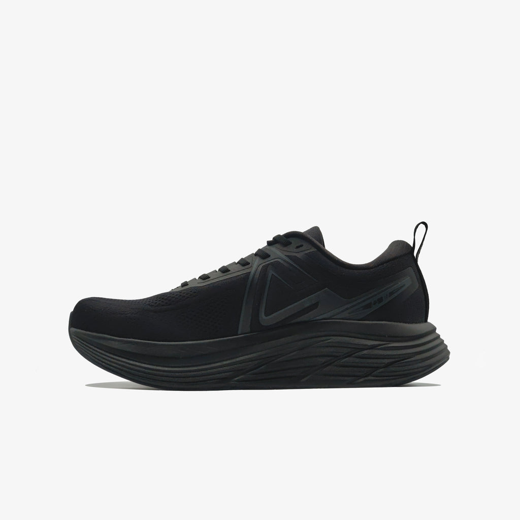 Peak Turbo all black