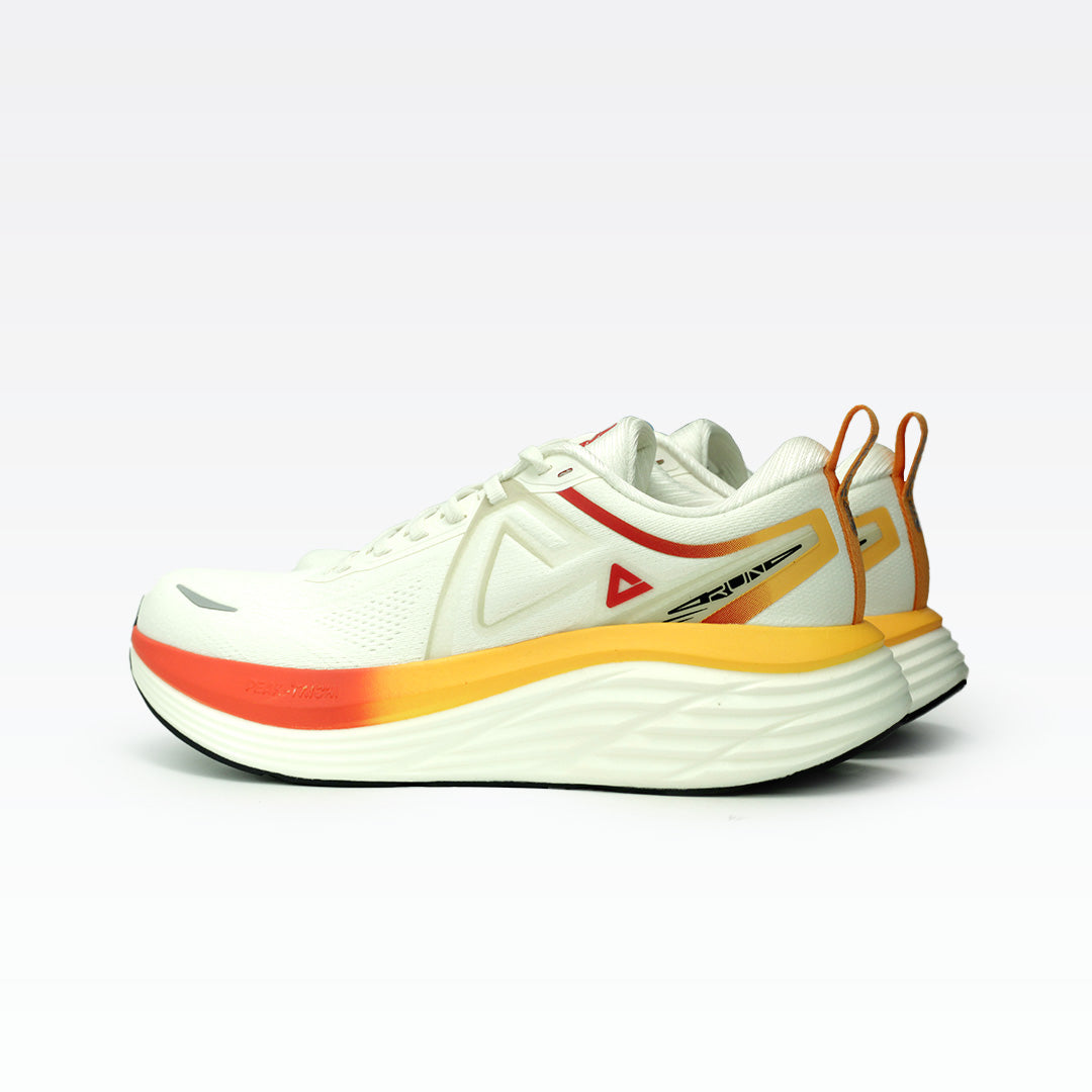 TRAINING/ RUNNING SHOES-WHITE/RED