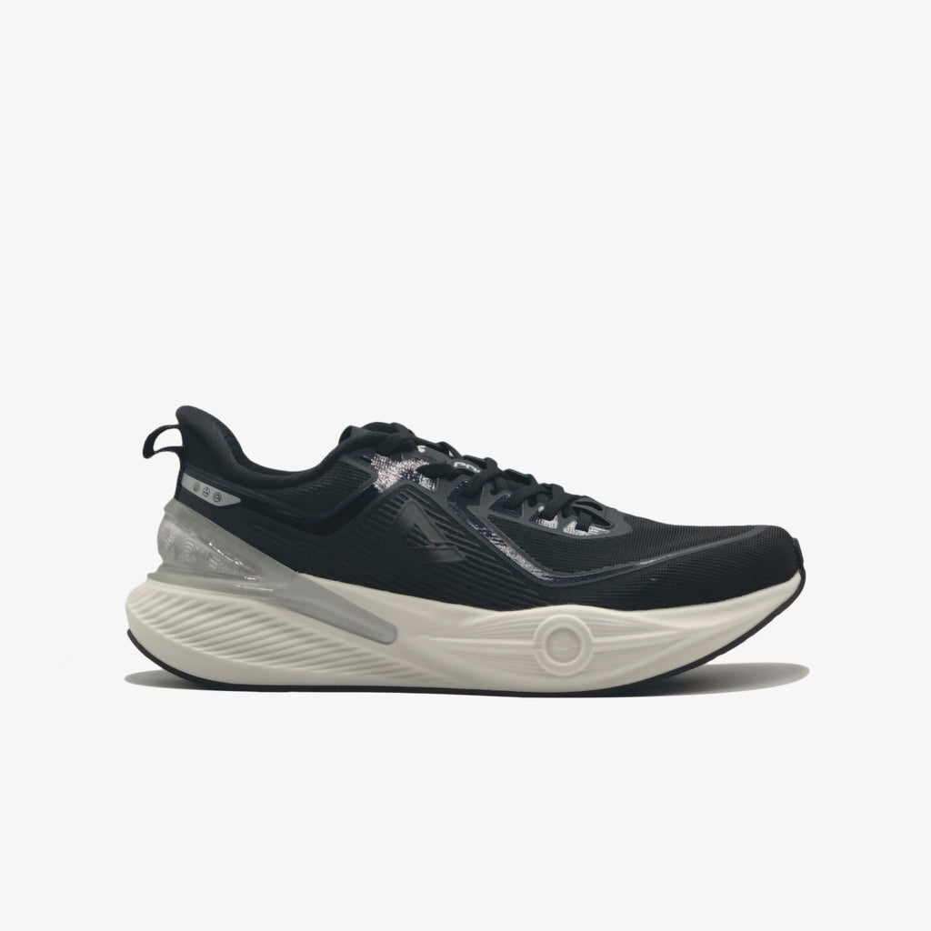 Sports Shoes	BLACK/WHITE