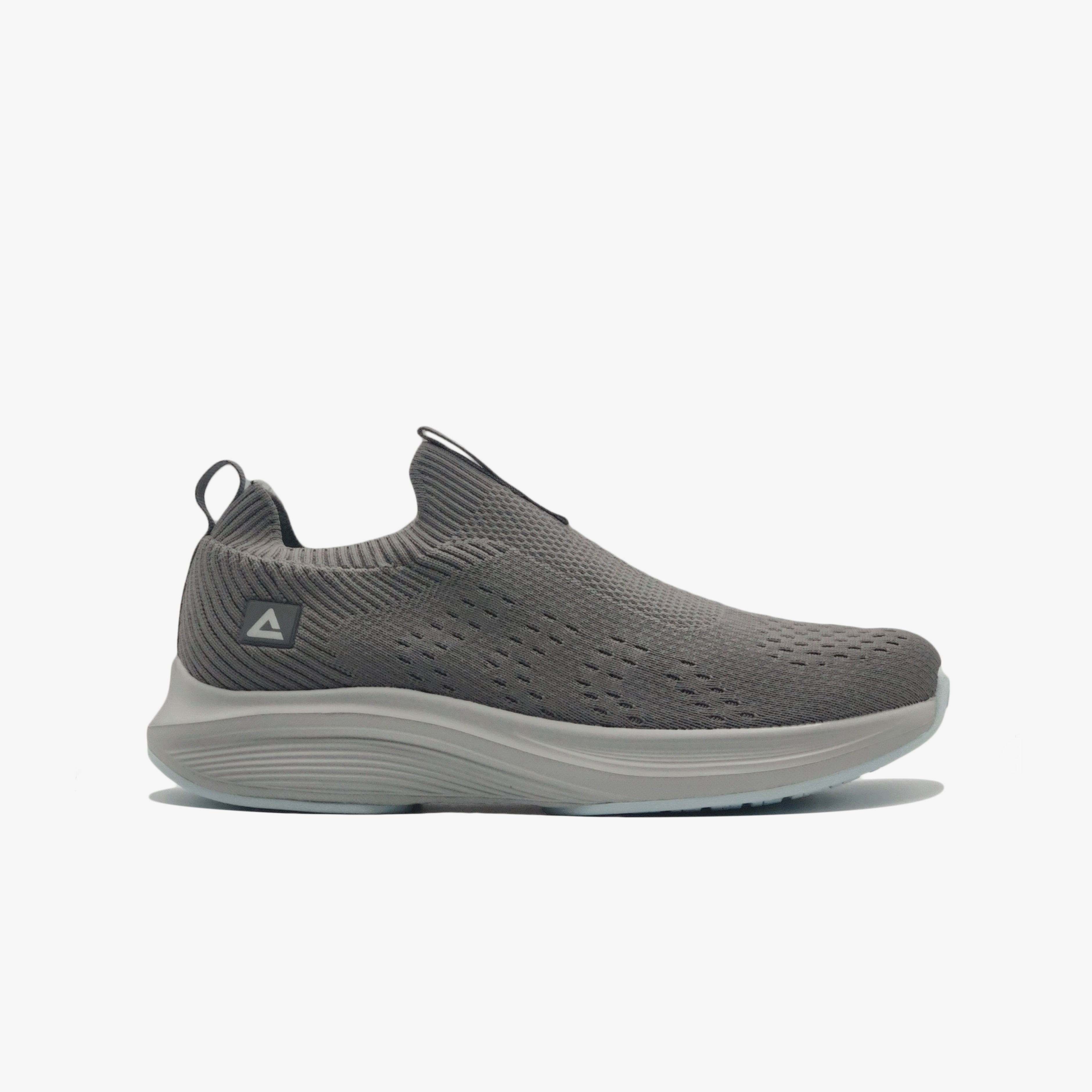 Sports Shoes	Dk.Grey