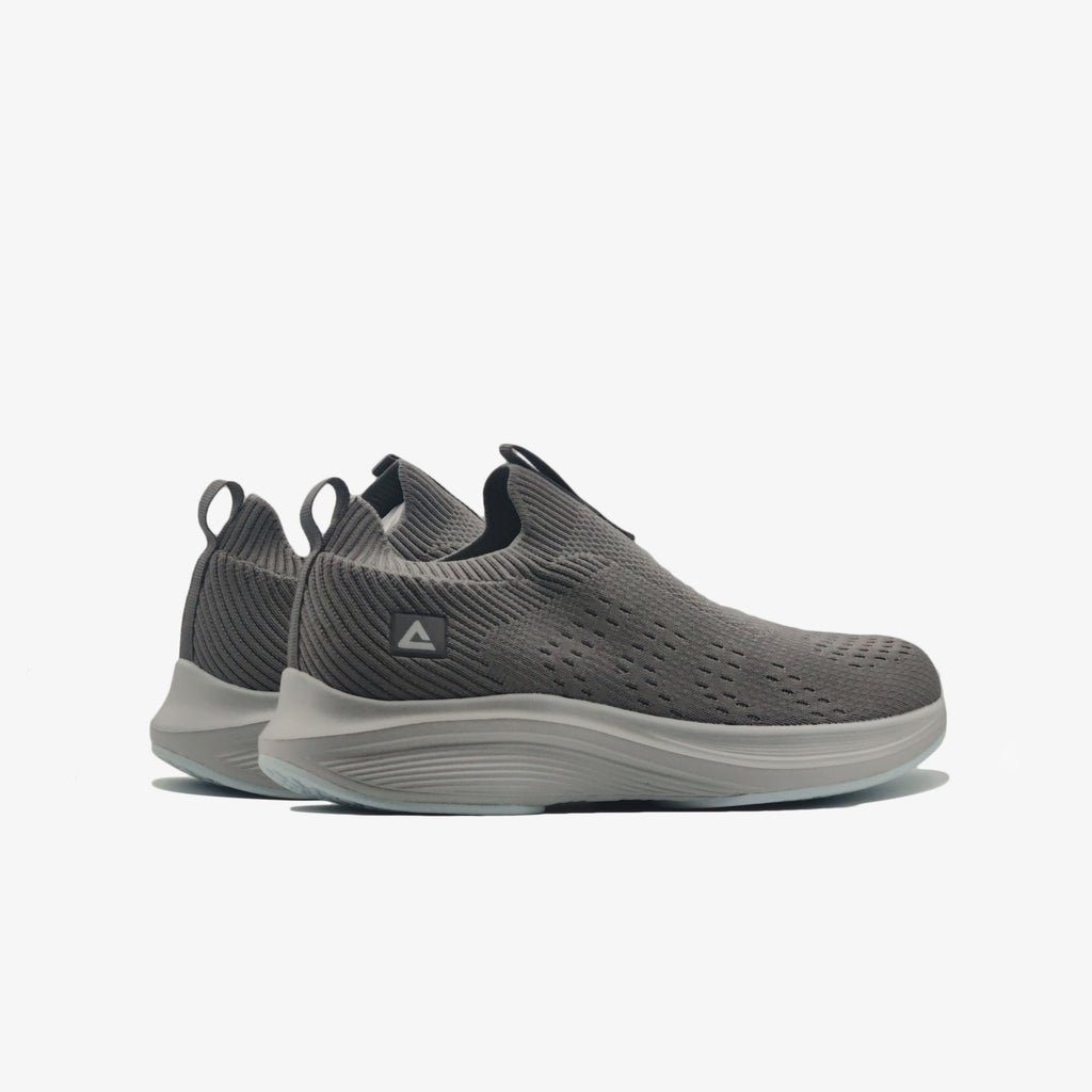 Sports Shoes	Dk.Grey