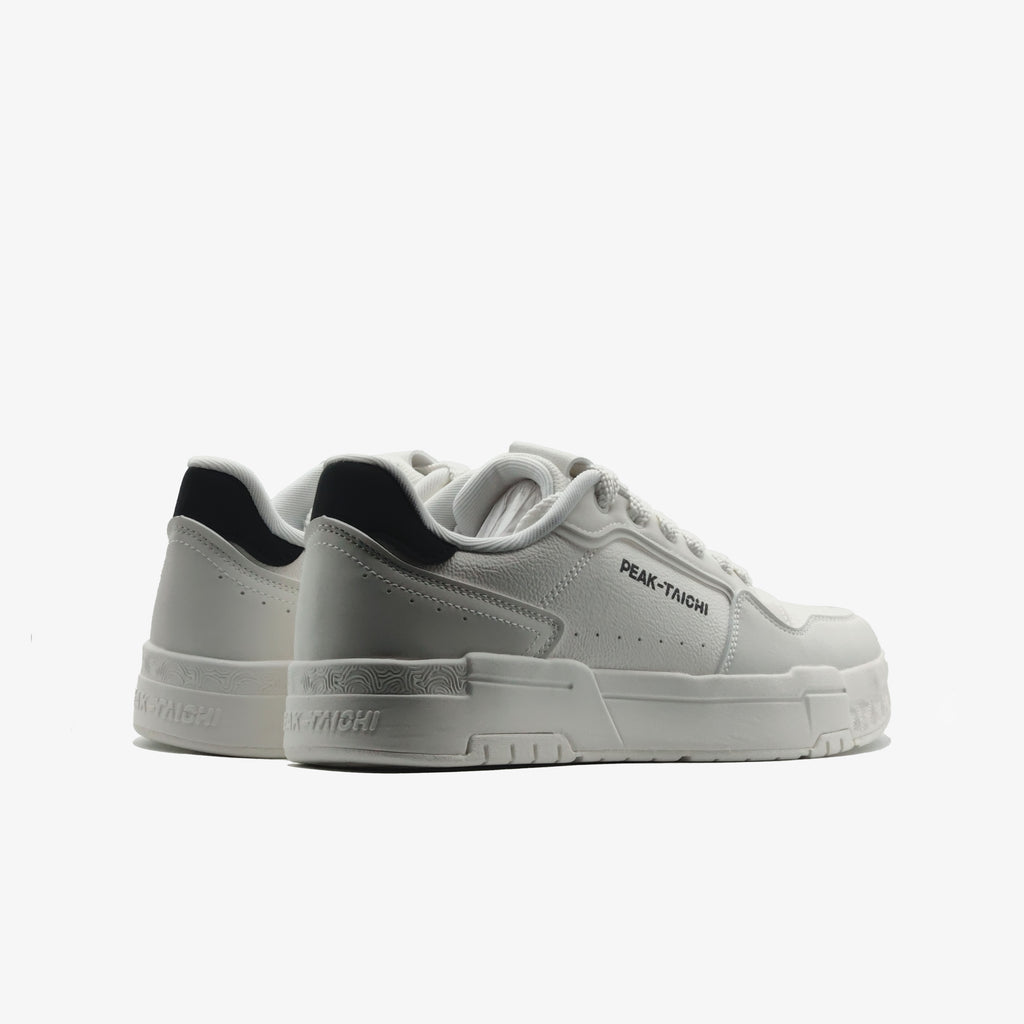 Sports Shoes	WHITE/BLACK