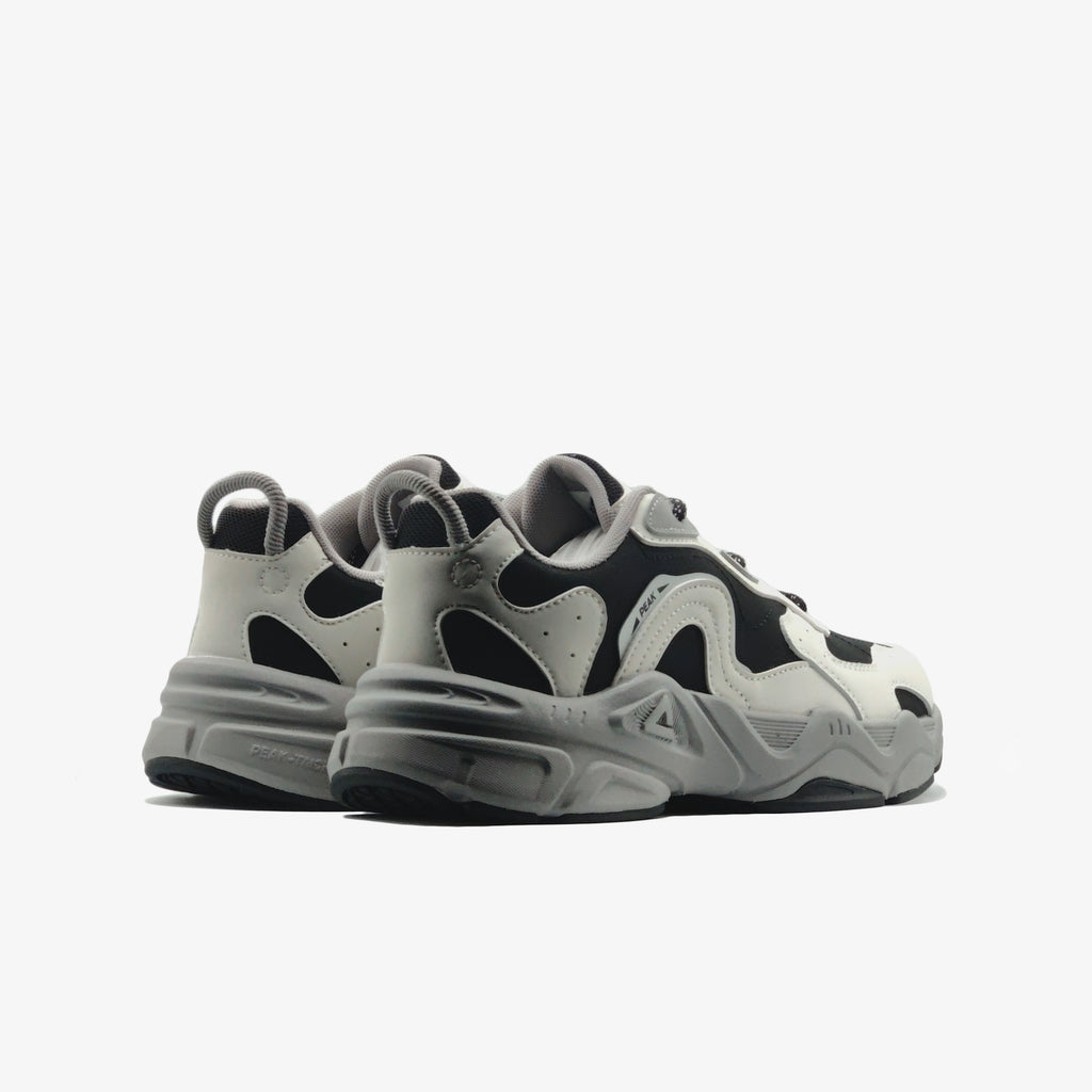 Sports Shoes	CANVAS WHITE/BLACK