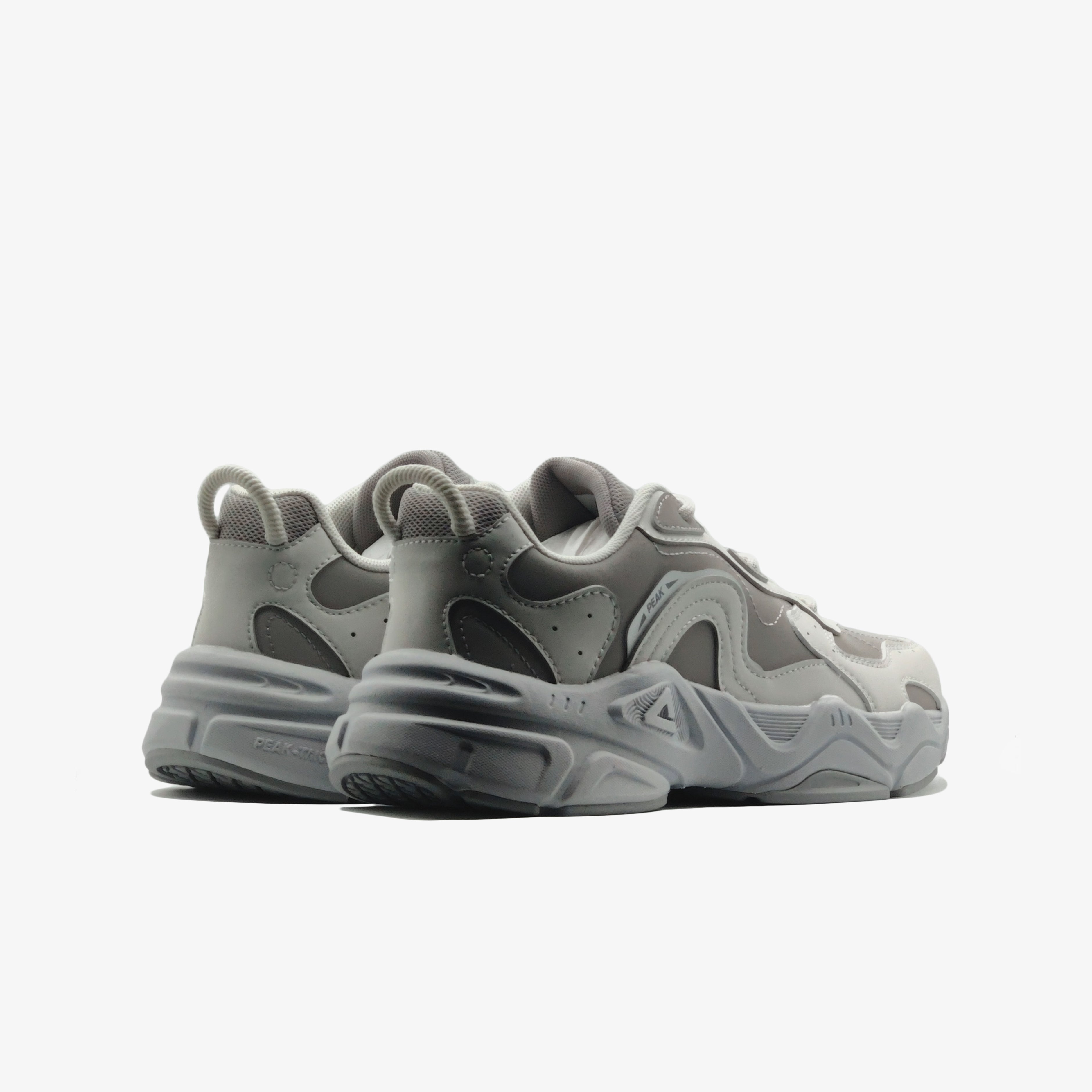 Sports Shoes	PURPLE GREY