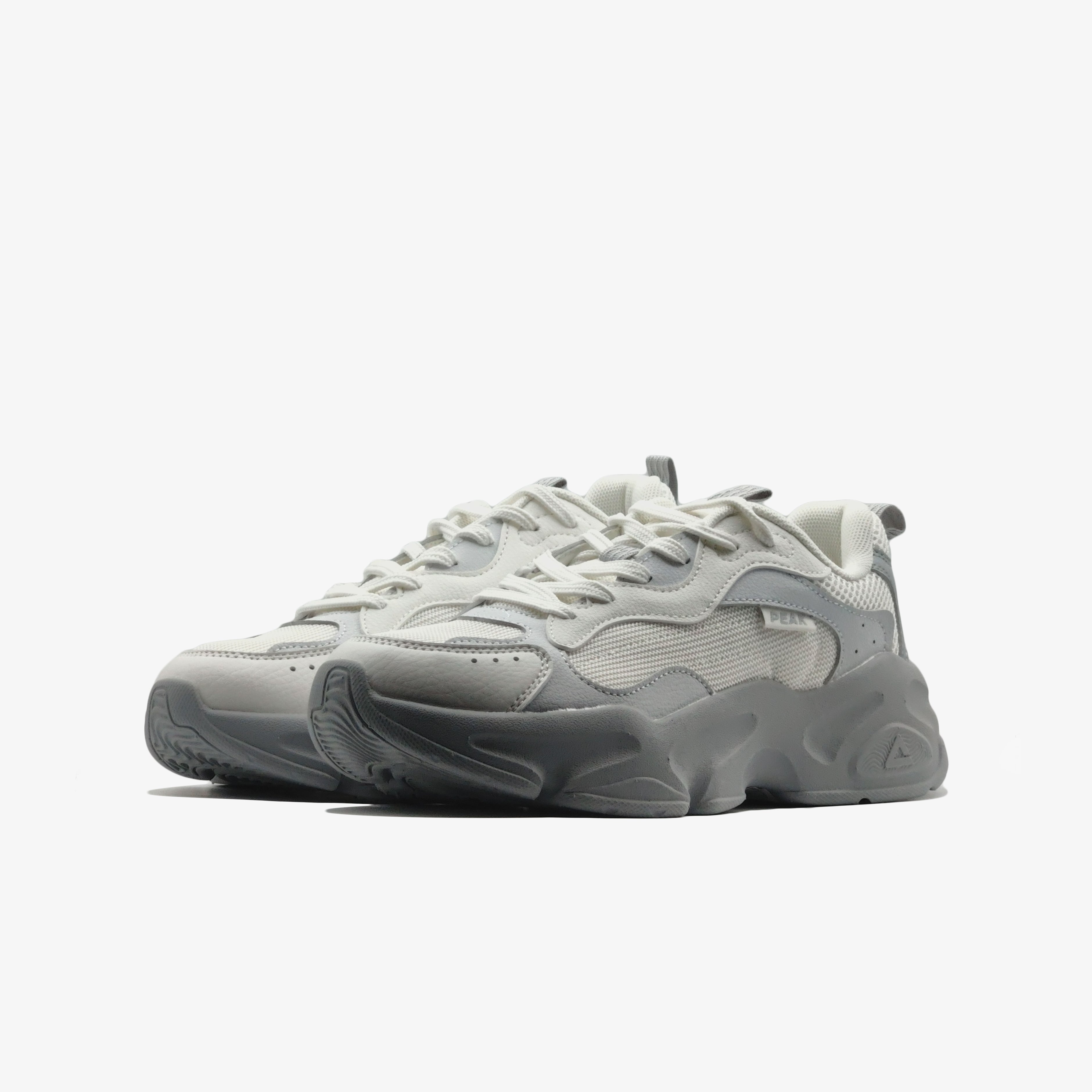 Sports Shoes	White/Grey