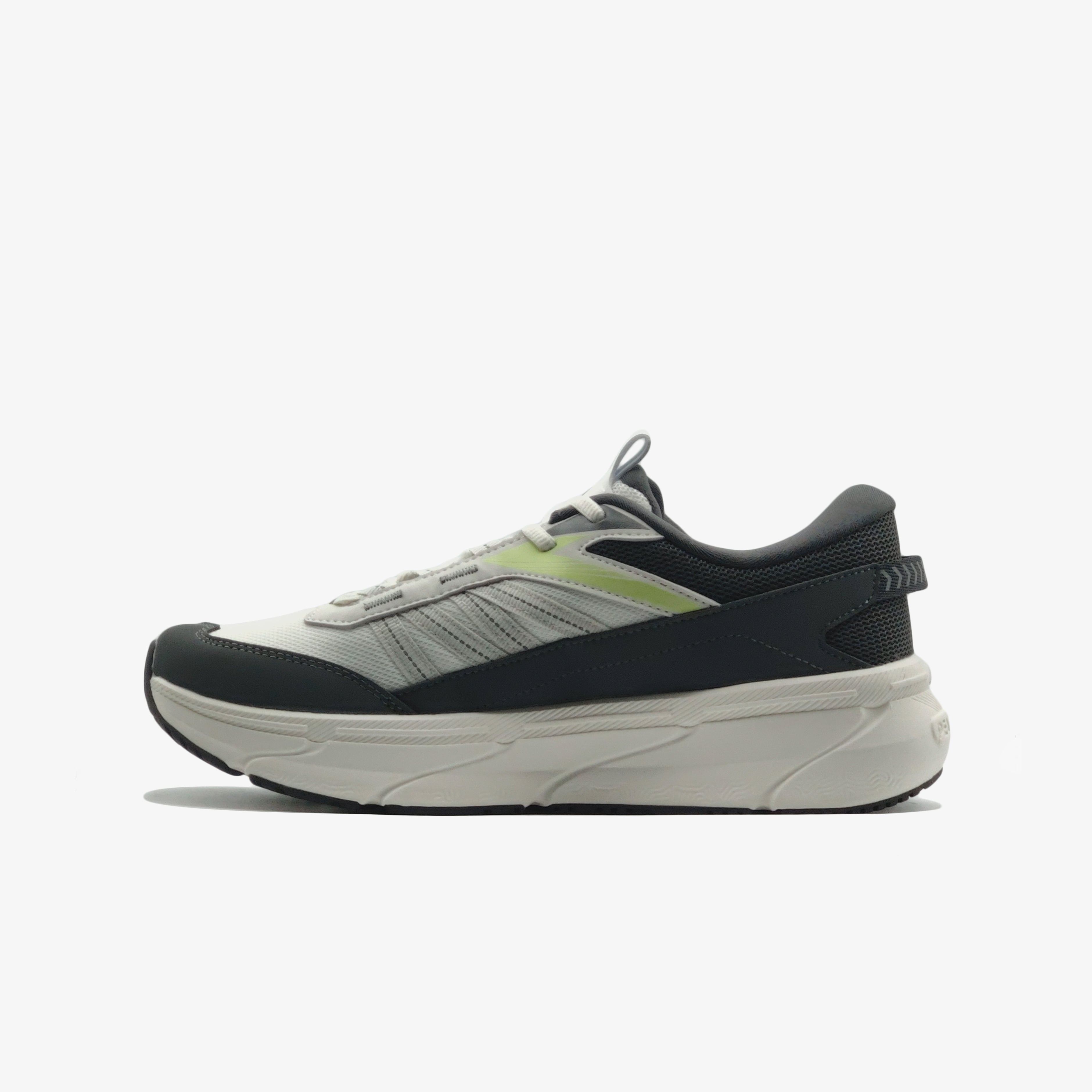 Sports Shoes	WHITE/DK.GREY