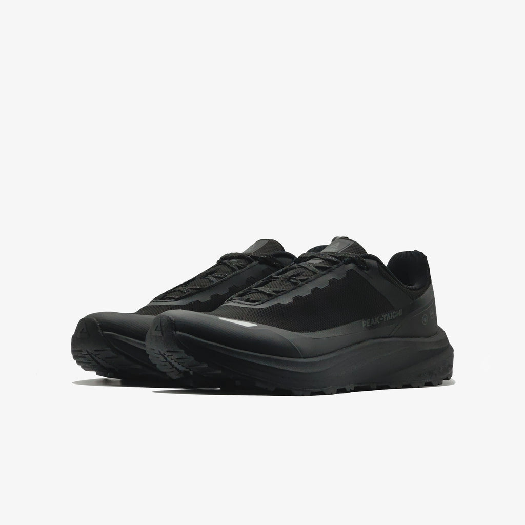 Sports Shoes	ALL BLACK