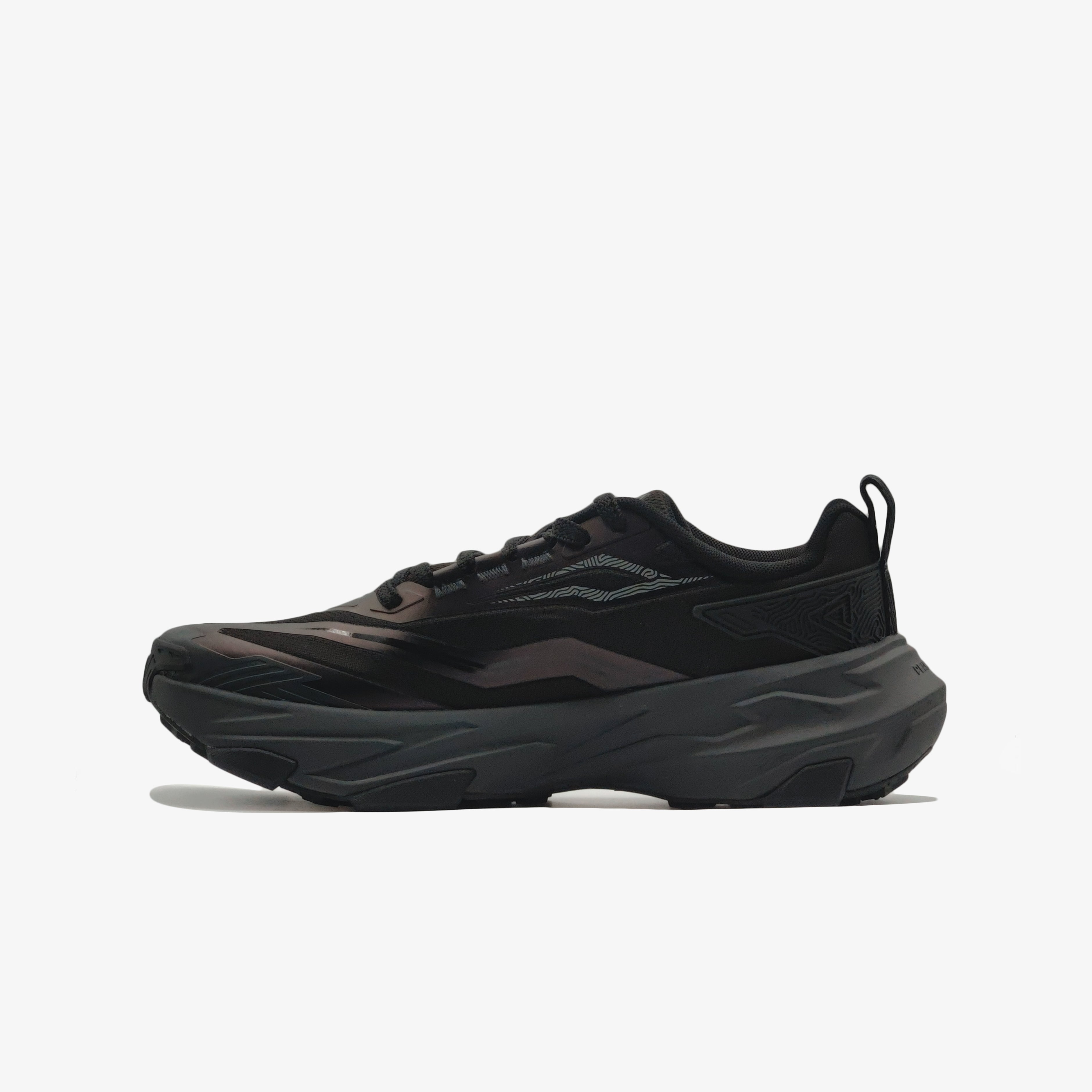 Sports Shoes	BLACK/DK.GREY